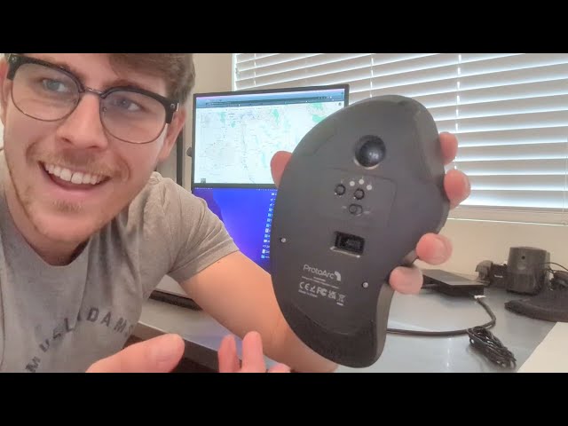 ProtoArc EM03 Ergonomic Trackball Mouse Video Review June 2023