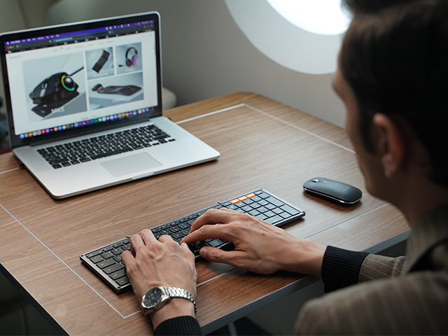 Elevate Your Travel Workstation with the Foldable Keyboard and Mouse